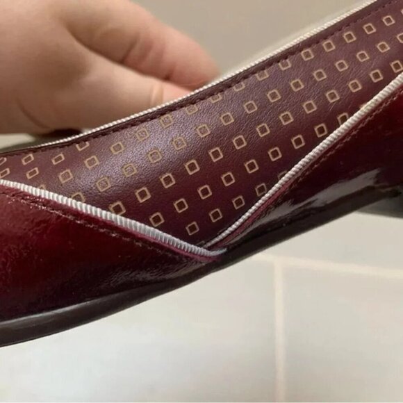 John Fluevog Blind Faiths Low Jo Flats Wine 6 - Picture 8 of 12